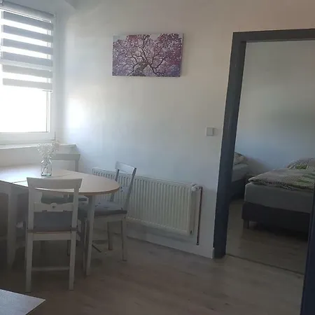Apartment Ferienwohnung2 *